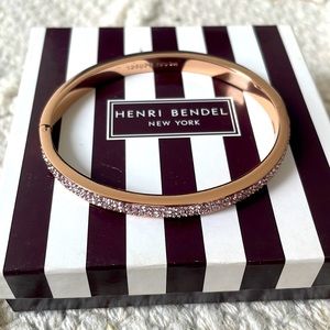 Henri Bendel like new bracelet
